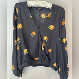 MADEWELL bubble-sleeve wrap top in floating florets. Size S. EUC